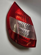 Oryginalna lewa lampa tylna Renault Scenic 2 JM 8200127704